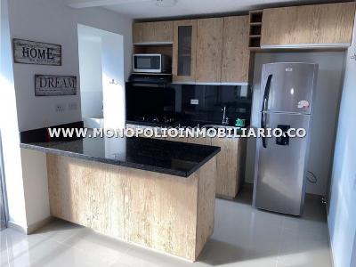 Apartamento en arriendo en Los Colores, Medellín · foto 4 de 14