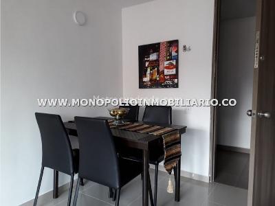 Apartamento en arriendo en Los Colores, Medellín · foto 7 de 14