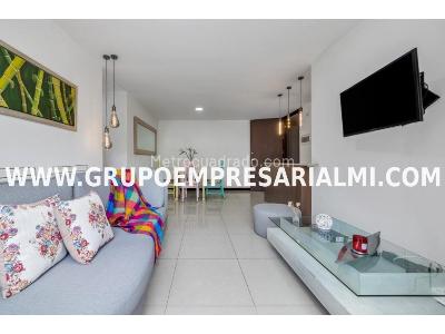 Apartamento de 3 alcobas en venta en El Poblado, Medellín, 78 m² · foto 3 de 16