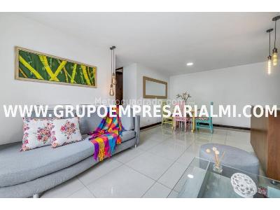 Apartamento de 3 alcobas en venta en El Poblado, Medellín, 78 m² · foto 4 de 16