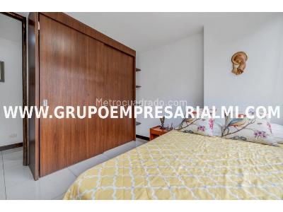 Apartamento de 3 alcobas en venta en El Poblado, Medellín, 78 m² · foto 10 de 16