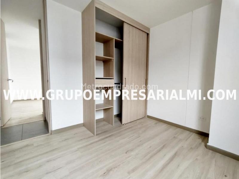 3BR Luxury Apartment for Rent in Guayabal (19th Floor) - 8