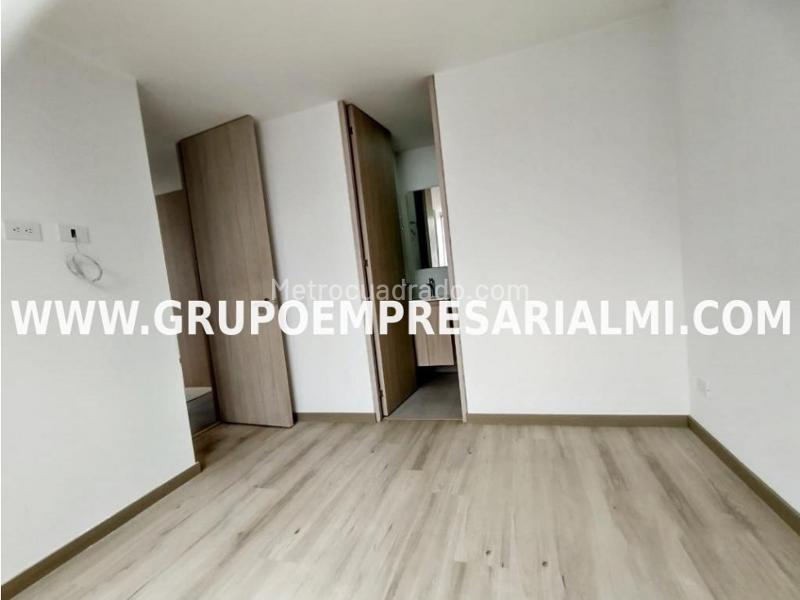 3BR Luxury Apartment for Rent in Guayabal (19th Floor) - 9