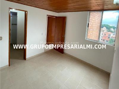 Apartamento de 3 alcobas en venta en Madera, Bello, 74 m² · foto 9 de 15