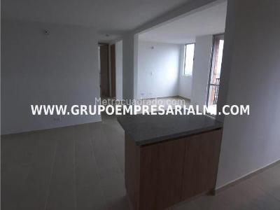 Apartamento de 2 alcobas en arriendo en El Porvenir, Rionegro, 54 m² · foto 3 de 10