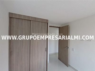 Apartamento en venta en Alicate, Itagüí · foto 11 de 18