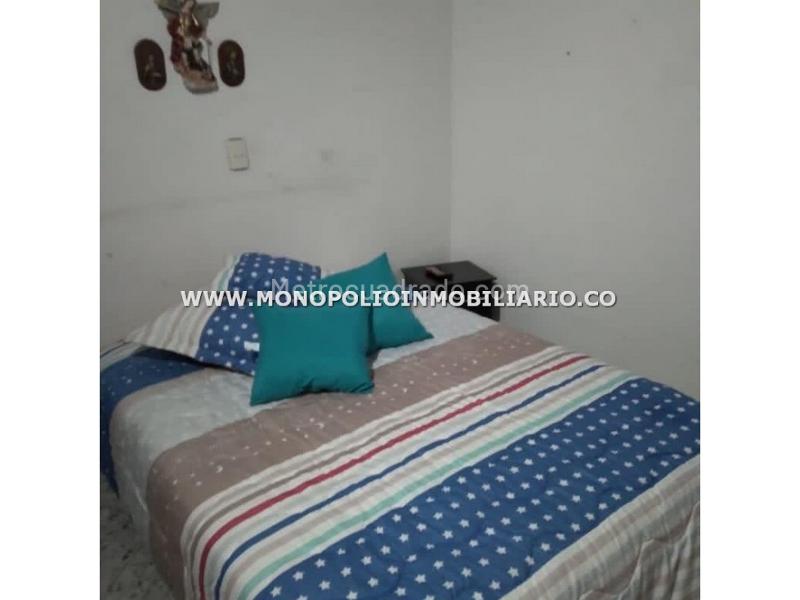 Cozy 2BR Apartment in Simon Bolivar - 4