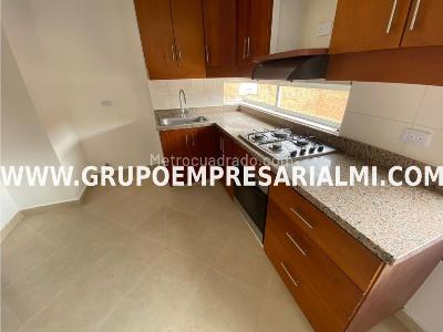 Apartamento en arriendo en Laureles, Medellín · foto 2 de 11