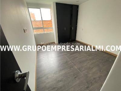 Apartamento en arriendo en Laureles, Medellín · foto 9 de 11
