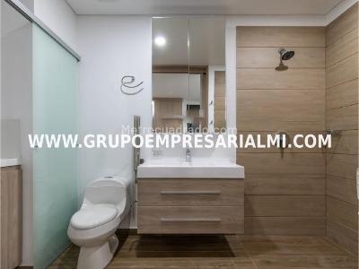 Apartaestudio en venta en El Escobero, Envigado, 54 m² · foto 9 de 10