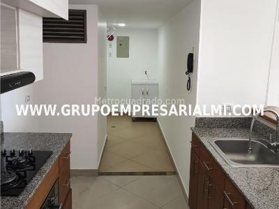 Apartamento de 2 alcobas en venta en Aves Maria, Sabaneta, 88 m² · foto 3 de 14