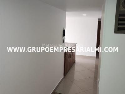 Apartamento de 2 alcobas en venta en Aves Maria, Sabaneta, 88 m² · foto 5 de 14