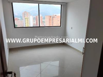 Apartamento de 2 alcobas en venta en Aves Maria, Sabaneta, 88 m² · foto 8 de 14