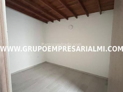 Casa de 3 alcobas en venta en La America, Medellín, 94 m² · foto 10 de 17