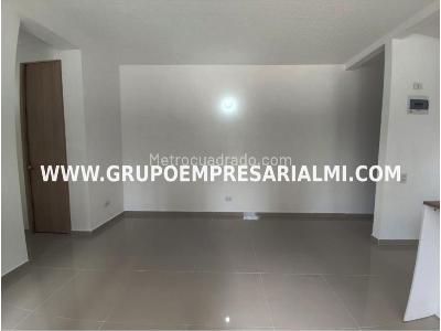 Apartamento de 3 alcobas en venta en San German, Medellín, 68 m² · foto 3 de 20