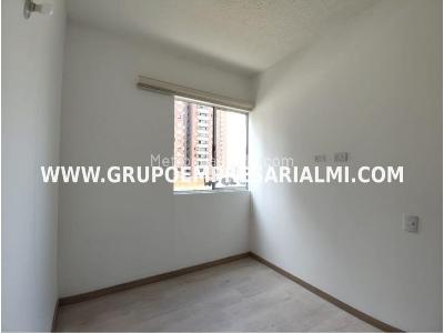 Apartamento de 3 alcobas en venta en San German, Medellín, 68 m² · foto 9 de 20