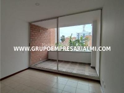 Apartamento en venta en Conquistadores, Medellín · foto 2 de 14