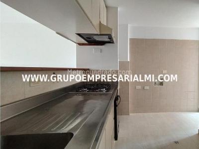 Apartamento en venta en Conquistadores, Medellín · foto 7 de 14