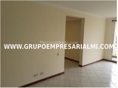 Apartamento en venta en Robledo, Medellín · foto 3 de 20
