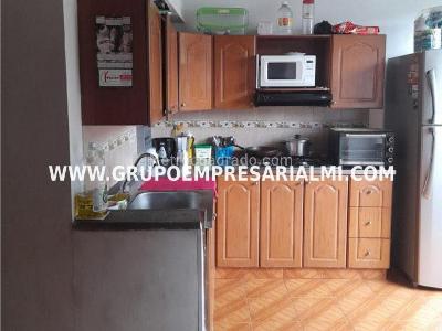 Apartamento en venta en Santa Lucia, Medellín · foto 2 de 17