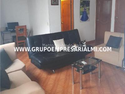 Apartamento en venta en Santa Lucia, Medellín · foto 6 de 17