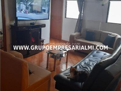 Apartamento en venta en Santa Lucia, Medellín · foto 9 de 17
