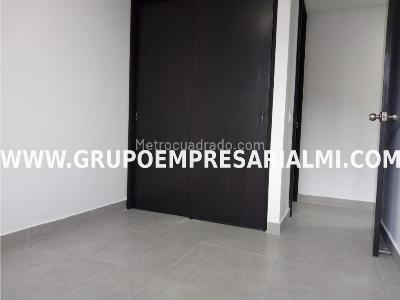 Apartamento de 3 alcobas en arriendo en El Poblado, Medellín, 75 m² · foto 6 de 13