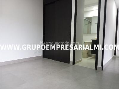 Apartamento de 3 alcobas en arriendo en El Poblado, Medellín, 75 m² · foto 8 de 13