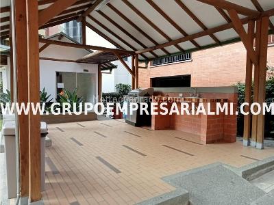 Apartamento de 3 alcobas en venta en San Joaquin, Sabaneta, 68 m² · foto 7 de 11