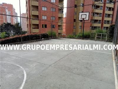 Apartamento de 3 alcobas en venta en San Joaquin, Sabaneta, 68 m² · foto 10 de 11