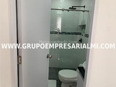Apartamento de 2 alcobas en venta en Las Lomitas, Sabaneta, 56 m² · foto 6 de 6