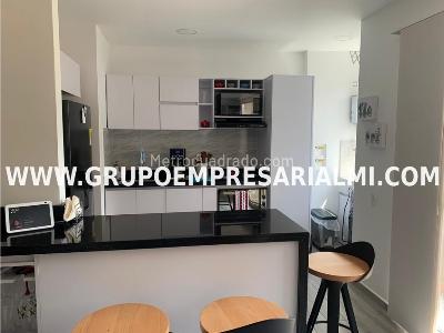 Apartamento de 2 alcobas en venta en Las Lomitas, Sabaneta, 56 m² · foto 2 de 6
