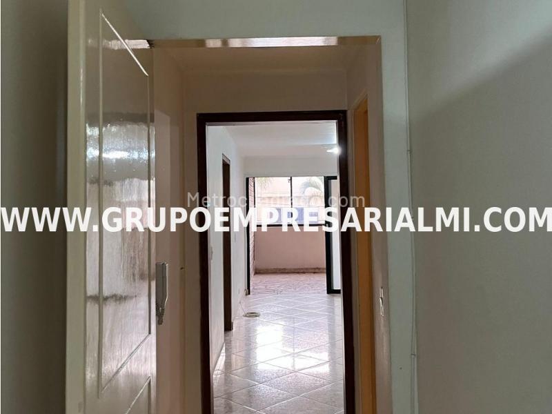 Grand 4BR Apartment for Rent in La America - 4