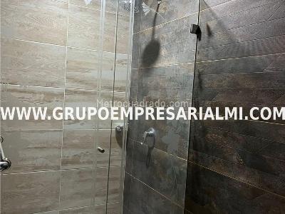 Apartamento de 4 alcobas en arriendo en La America, Medellín, 115 m² · foto 13 de 15