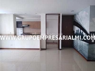 Apartamento de 3 alcobas en arriendo en Villa Carlota, Medellín, 86 m² · foto 4 de 16