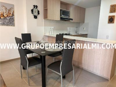 Apartamento de 3 alcobas en arriendo en El Poblado, Medellín, 72 m² · foto 2 de 13