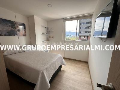 Apartamento de 3 alcobas en arriendo en El Poblado, Medellín, 72 m² · foto 8 de 13