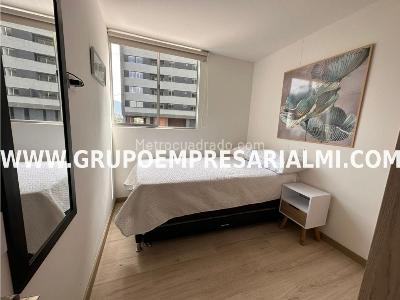 Apartamento de 3 alcobas en arriendo en El Poblado, Medellín, 72 m² · foto 9 de 13