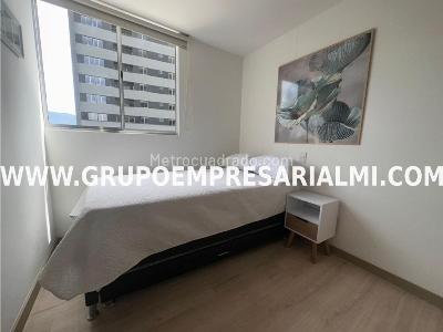 Apartamento de 3 alcobas en arriendo en El Poblado, Medellín, 72 m² · foto 10 de 13
