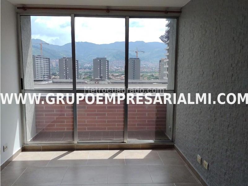 Apartamento Cómodo de 3 Alcobas en El Poblado