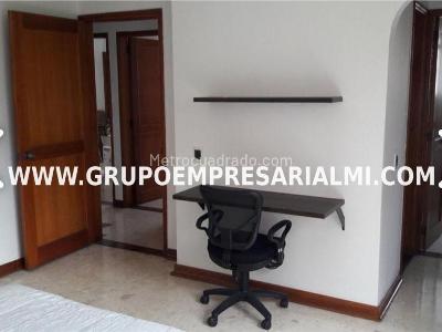 Apartamento de 3 alcobas en arriendo en Lalinde, Medellín, 135 m² · foto 6 de 12