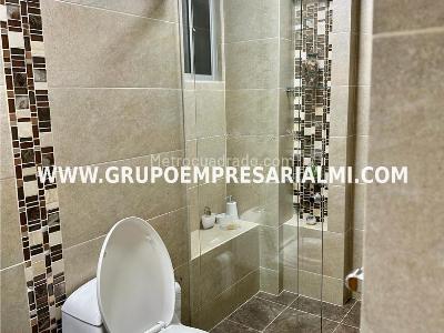 Apartamento de 3 alcobas en venta en Laureles, Medellín, 142 m² · foto 16 de 17
