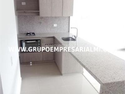 Apartaestudio en venta en Ancon Sur, Sabaneta, 48 m² · foto 2 de 7