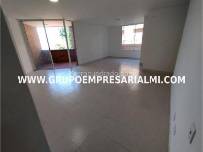 Apartamento de 3 alcobas en venta en El Poblado, Medellín, 138 m² · foto 4 de 16