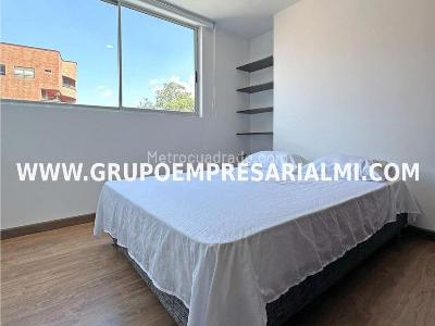 Apartamento de 3 alcobas en venta en Las Lomitas, Sabaneta, 82 m² · foto 4 de 7