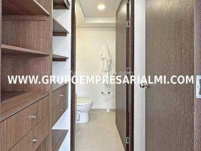 Apartamento de 3 alcobas en venta en Las Lomitas, Sabaneta, 82 m² · foto 5 de 7