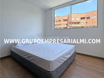 Apartamento de 3 alcobas en venta en Las Lomitas, Sabaneta, 82 m² · foto 6 de 7
