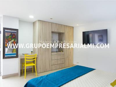 Apartaestudio en venta en El Poblado, Medellín, 30 m² · foto 10 de 12