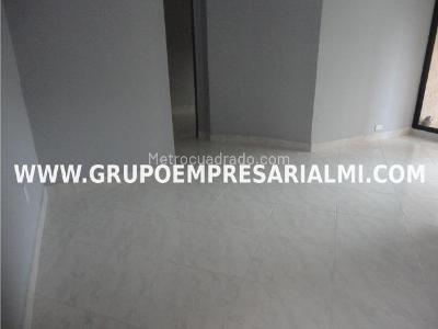 Apartamento en arriendo en Belen, Medellín · foto 2 de 15