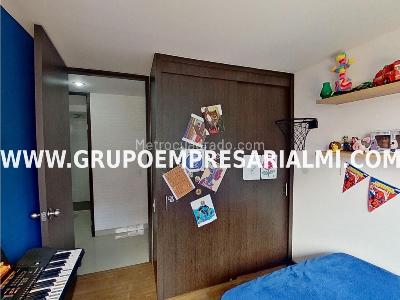 Apartamento en venta en Betania, Sabaneta · foto 8 de 19
